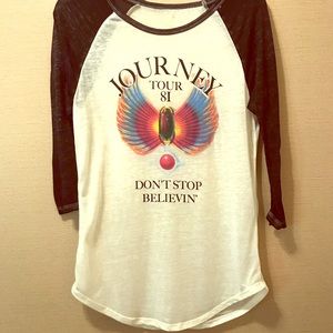 🎧Journey Vintage Look Tee
